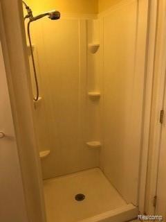 617 Oakbrook West Rochester, MI 48307 - Photo 10 of 24