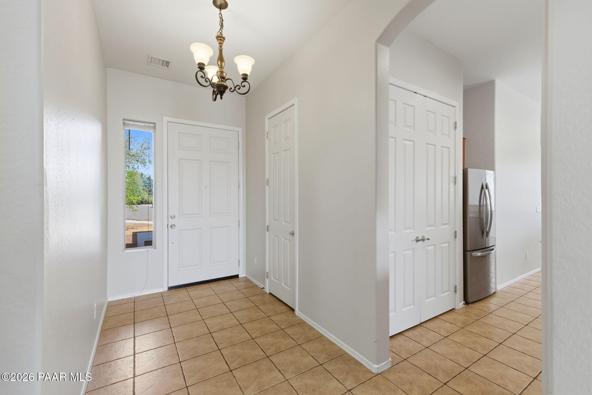 6355 East Kelmore Road Prescott Valley, AZ 86314 - Photo 5 of 47 6-Foyer (2)