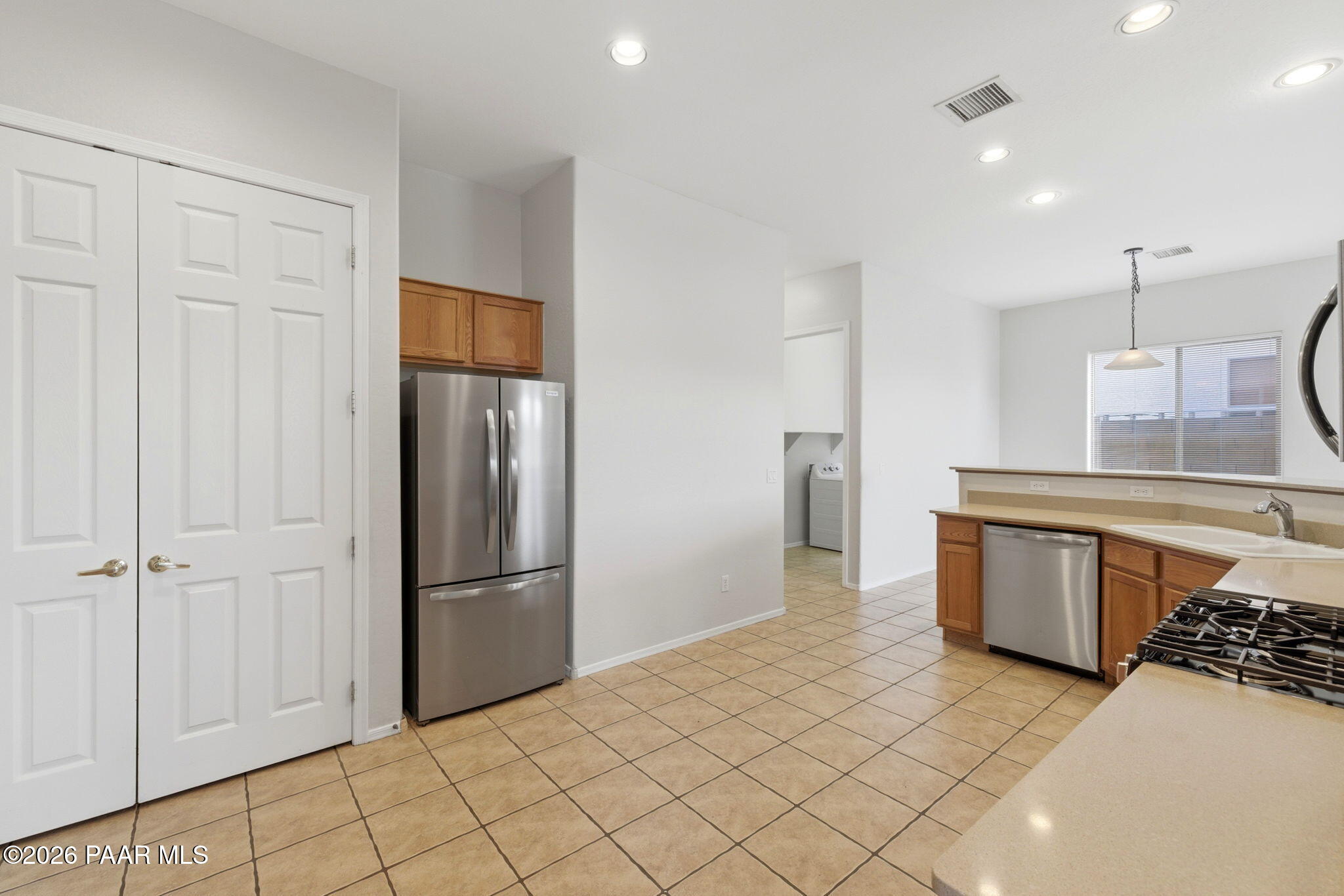 6355 East Kelmore Road Prescott Valley, AZ 86314 - Photo 7 of 47 8-Kitchen (2)