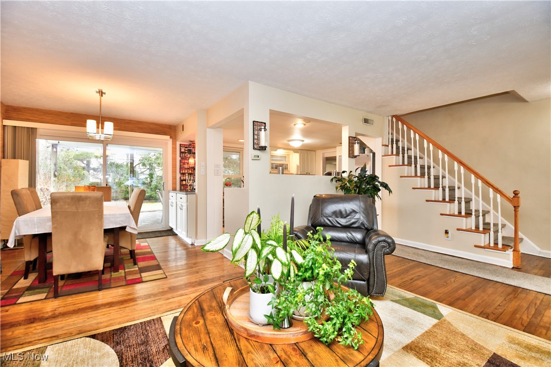 1243 Croyden Road Lyndhurst, OH 44124 - Photo 6 of 30 Gallery Image 6