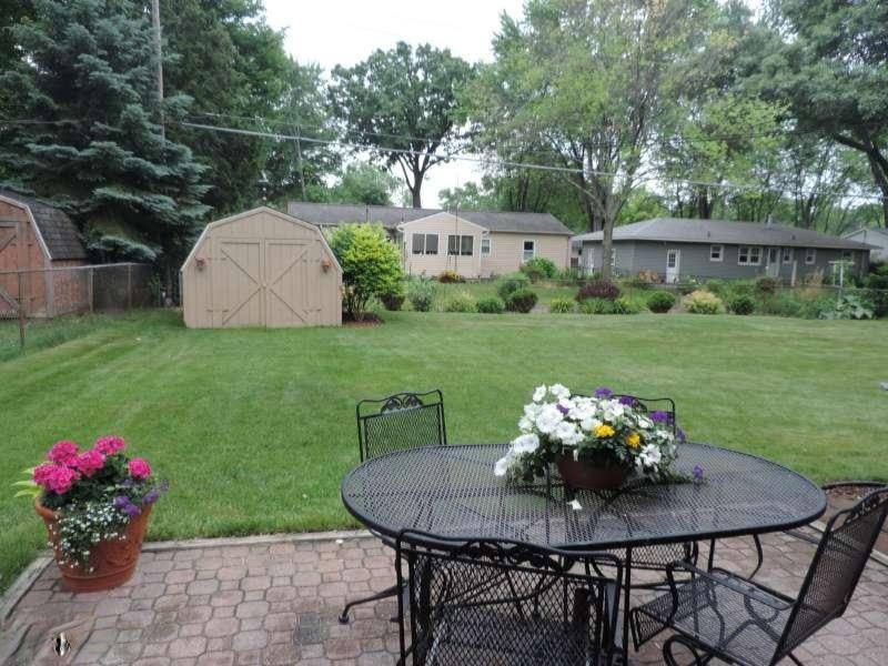 1497 Princeton Road Muskegon, MI 49441 - Photo 3 of 17 DSCN8518