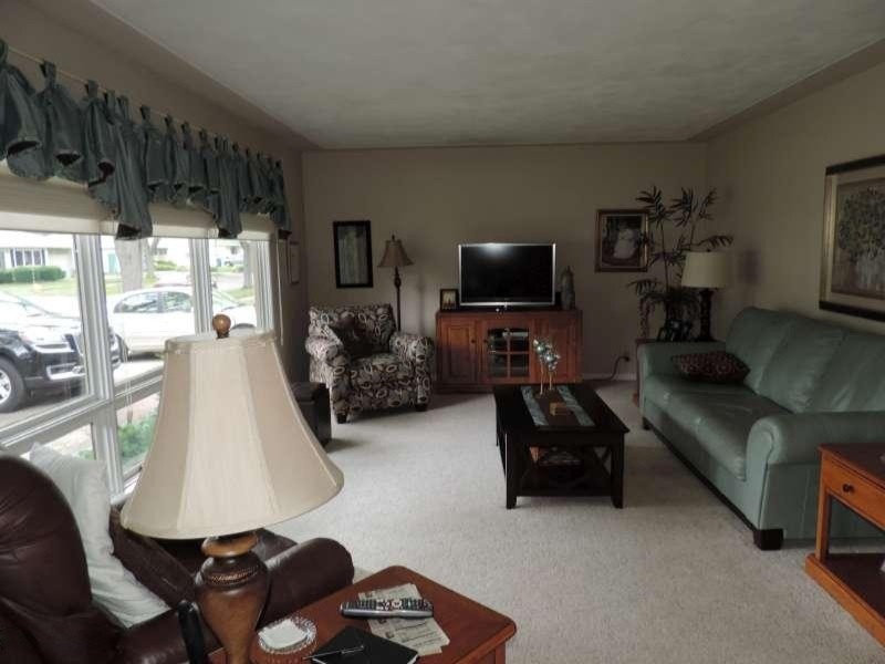 1497 Princeton Road Muskegon, MI 49441 - Photo 5 of 17 DSCN8507