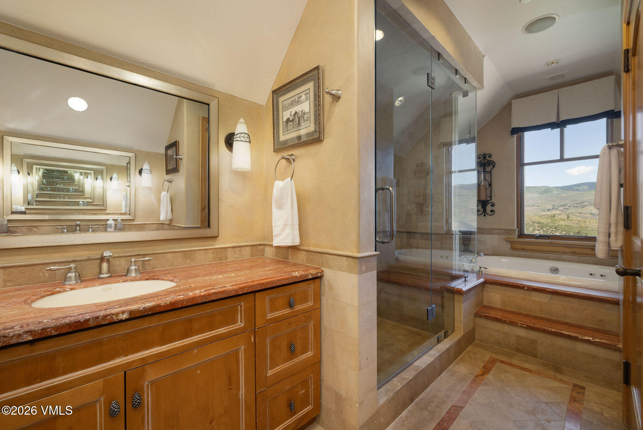 130 Daybreak Ridge Road, Unit 1101 Avon, CO 81620 - Photo 12 of 26 2606_ritz_1101_interior_bath01