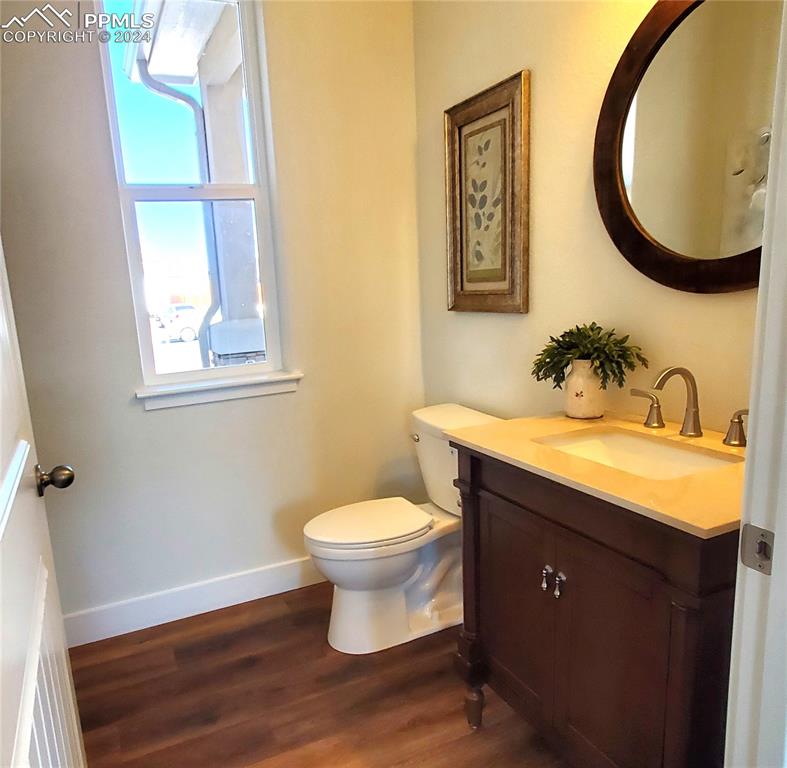 430 Miners Road Canon City, CO 81212 - Photo 30 of 50 a bathroom with a sink and a mirror