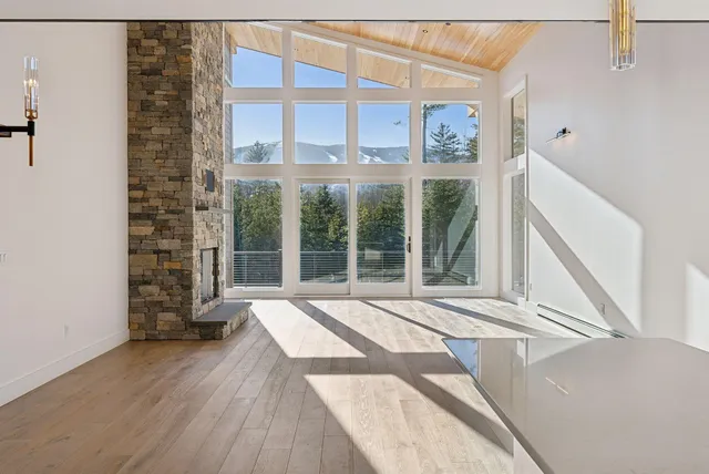 $2,400,000 | 24 Patriots Drive, Newry, ME 04261