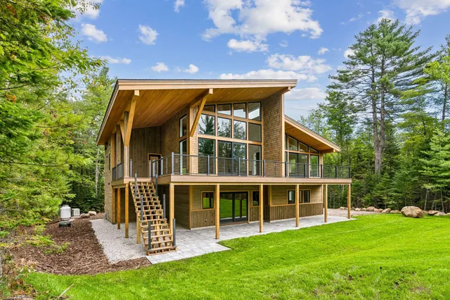 $2,400,000 | 24 Patriots Drive, Newry, ME 04261