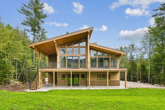 $2,400,000 | 24 Patriots Drive, Newry, ME 04261
