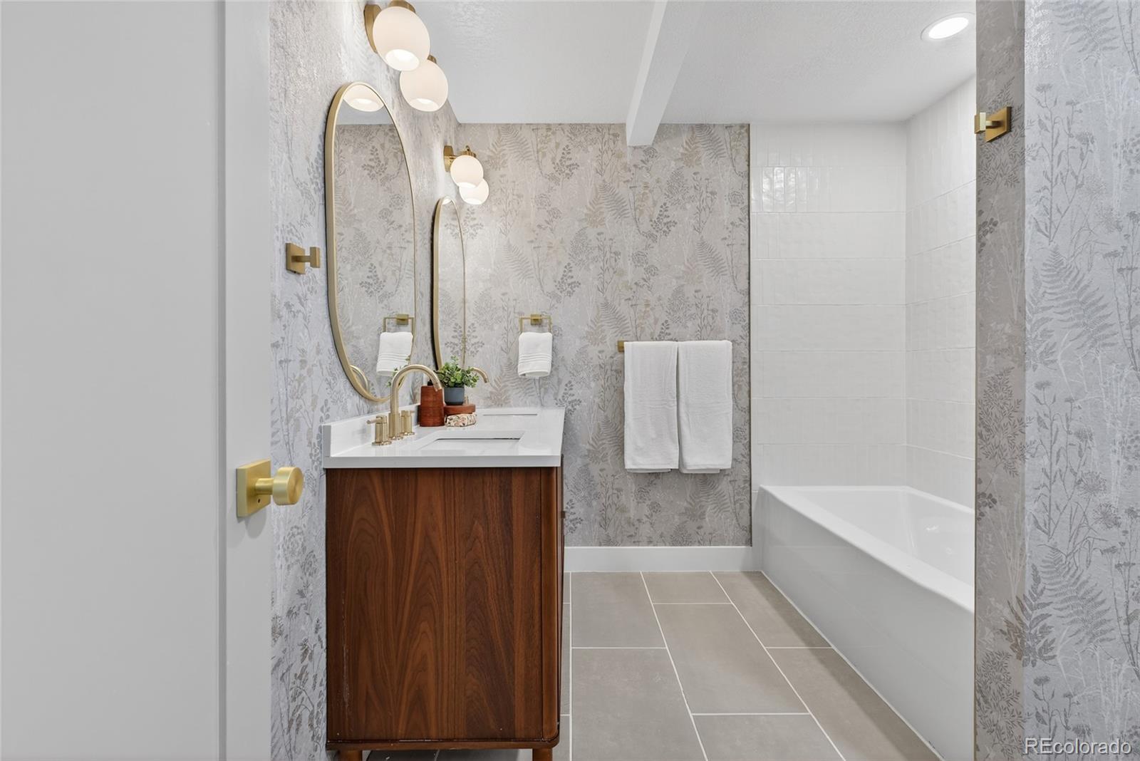 583 South Oneida Way Denver, CO 80224 - Photo 20 of 29