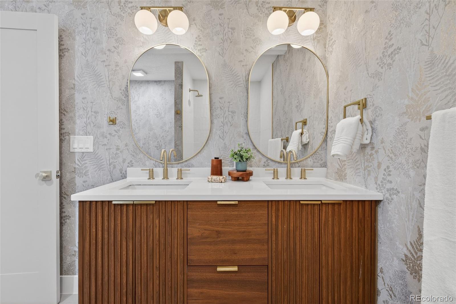 583 South Oneida Way Denver, CO 80224 - Photo 21 of 29