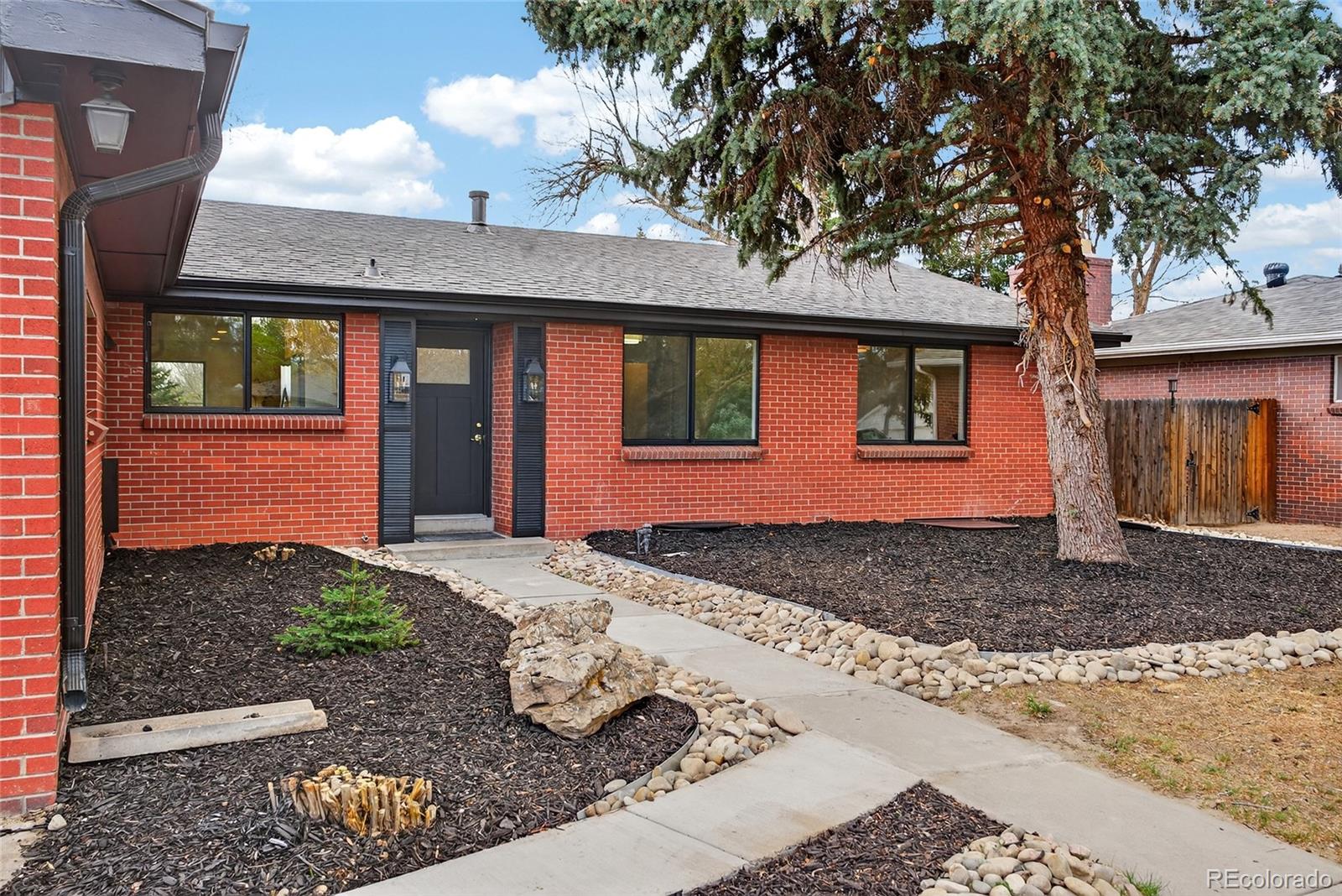 583 South Oneida Way Denver, CO 80224 - Photo 27 of 29