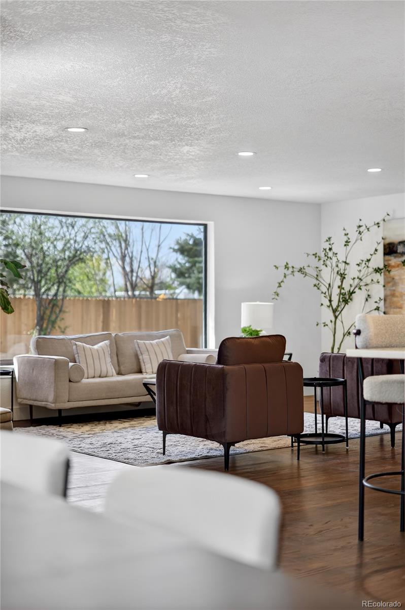 583 South Oneida Way Denver, CO 80224 - Photo 10 of 29