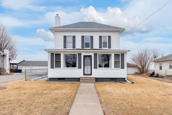 $145,000 | 1695 Highway 67, Preemption, IL 61276