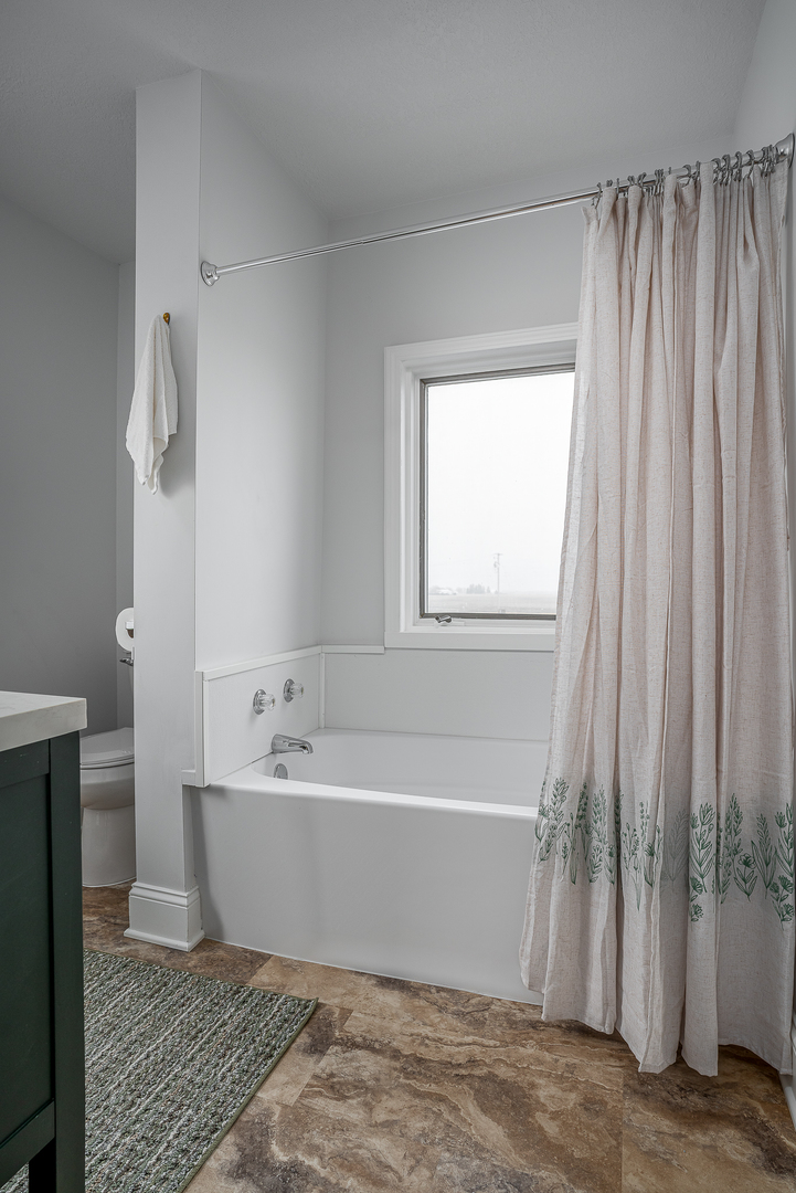 1695 Highway 67 Preemption, IL 61276 - Photo 21 of 23