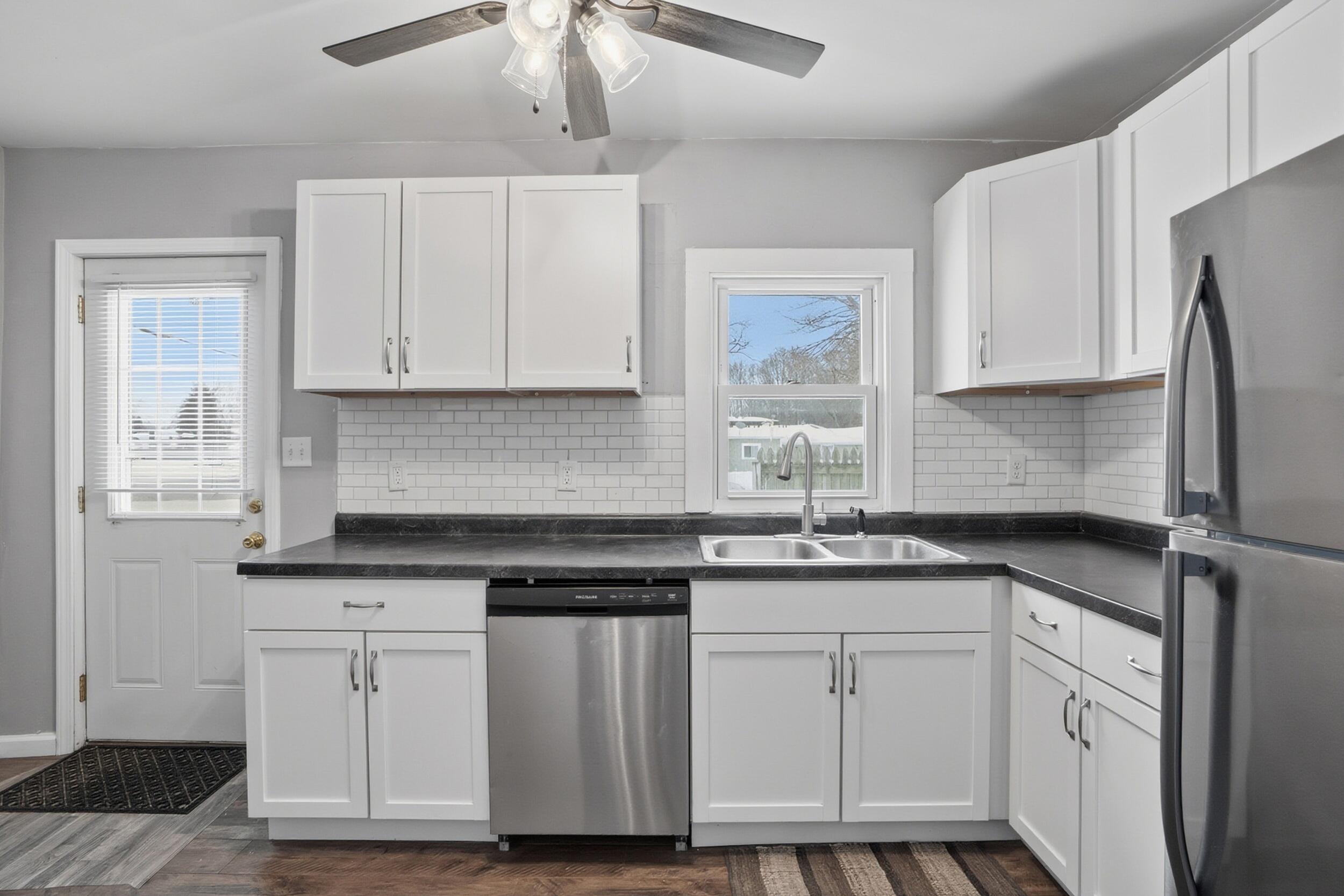 2832 Willowdale Road Portage, IN 46368 - Photo 6 of 17 2500x1667