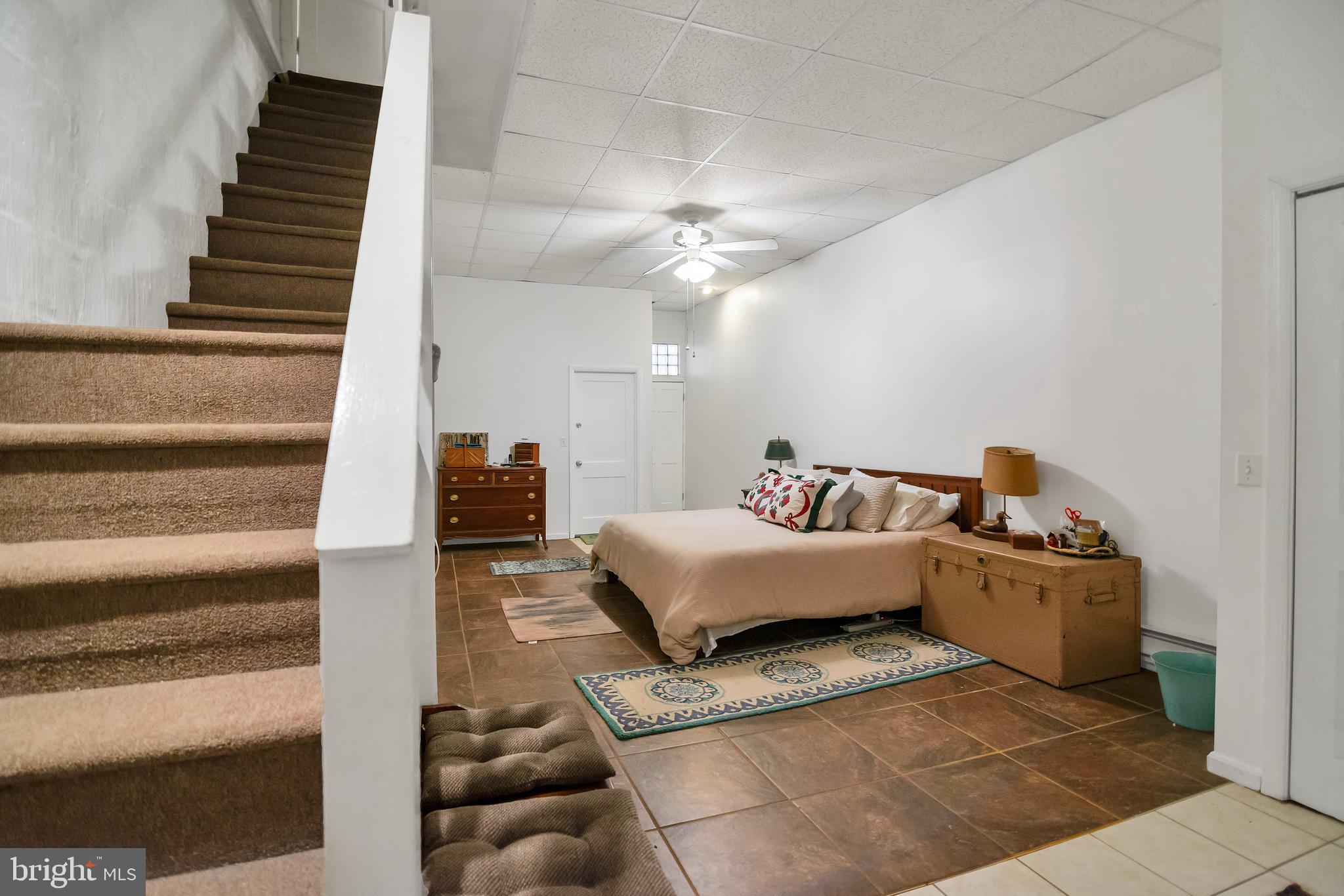 6328 Frederick Road Baltimore, MD 21228 - Photo 20 of 64