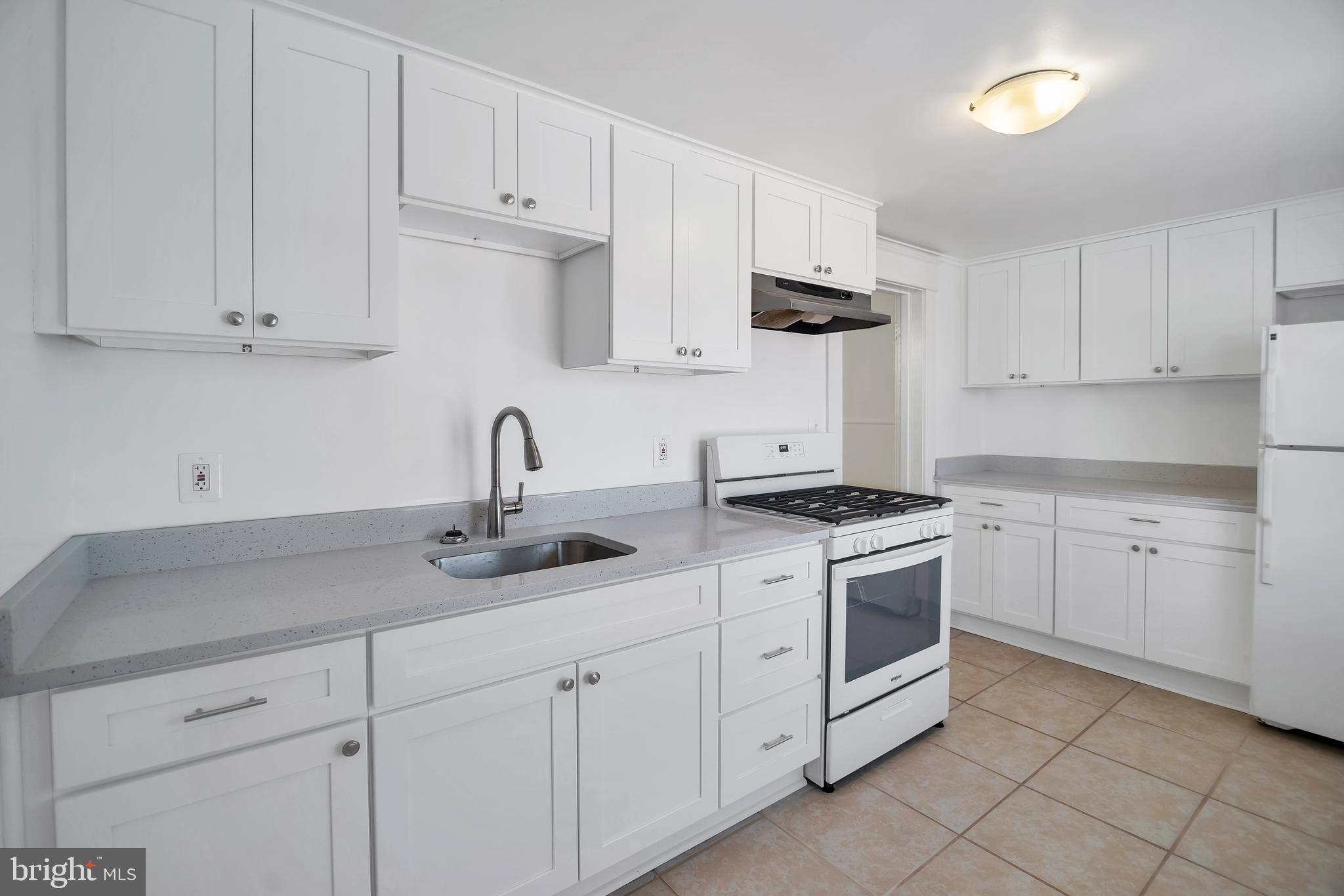 6328 Frederick Road Baltimore, MD 21228 - Photo 48 of 64 Apt 2 Kitchen