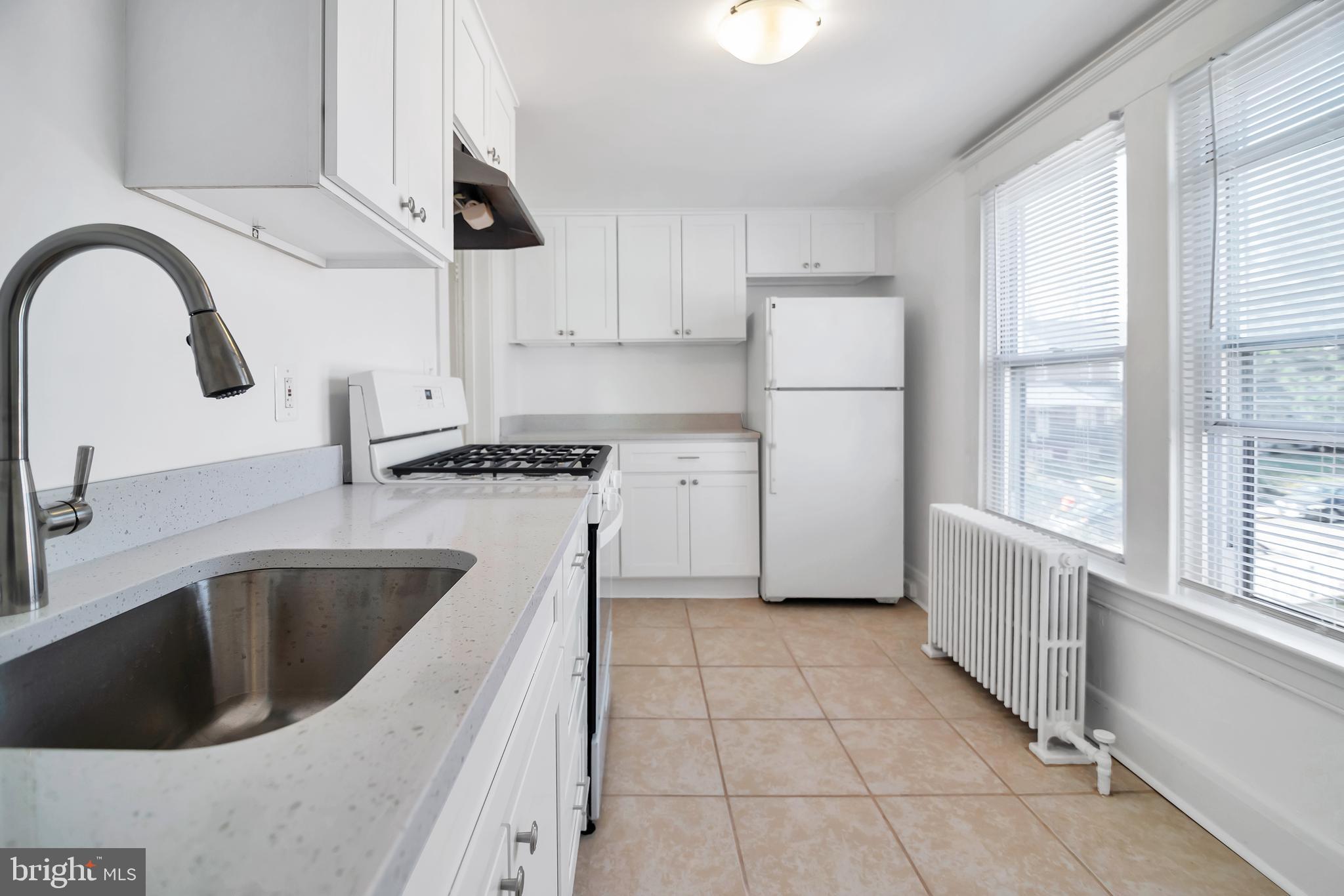 6328 Frederick Road Baltimore, MD 21228 - Photo 51 of 64