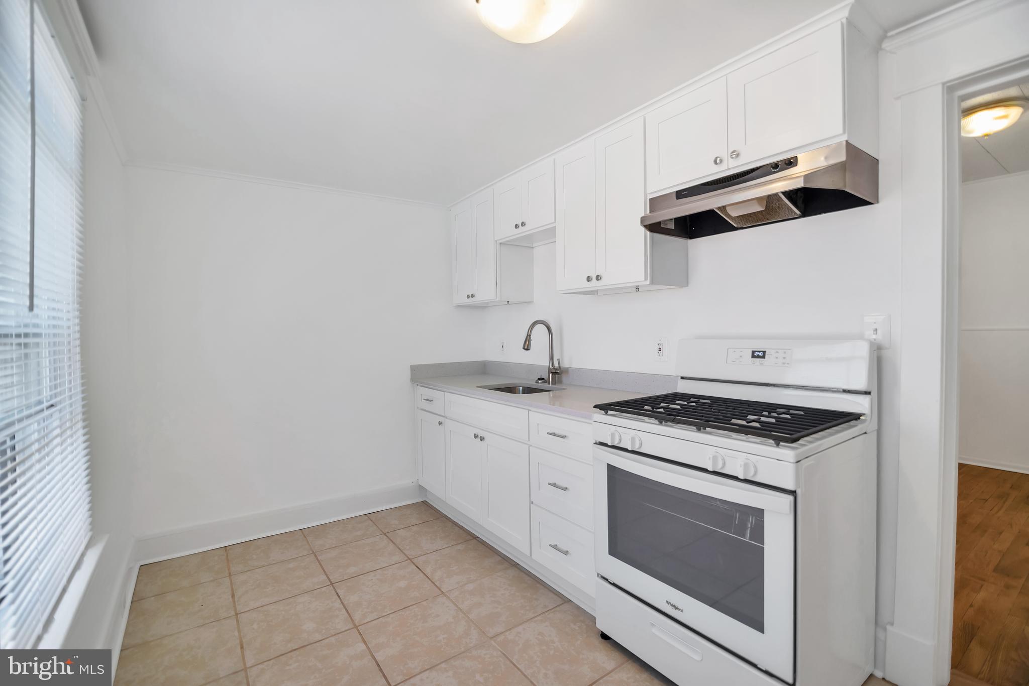 6328 Frederick Road Baltimore, MD 21228 - Photo 53 of 64