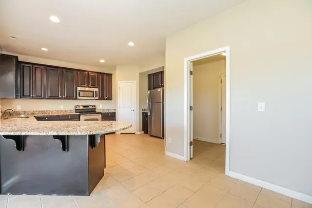 $2,415 | 1713 Muirwood Boulevard, Murfreesboro, TN 37128