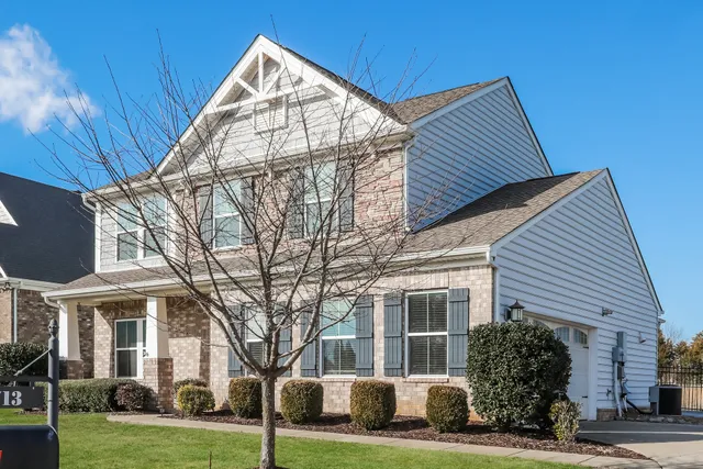 $2,415 | 1713 Muirwood Boulevard, Murfreesboro, TN 37128