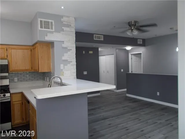 $1,450 | 9050 West Warm Springs Road, Unit 2096, Las Vegas, NV 89148