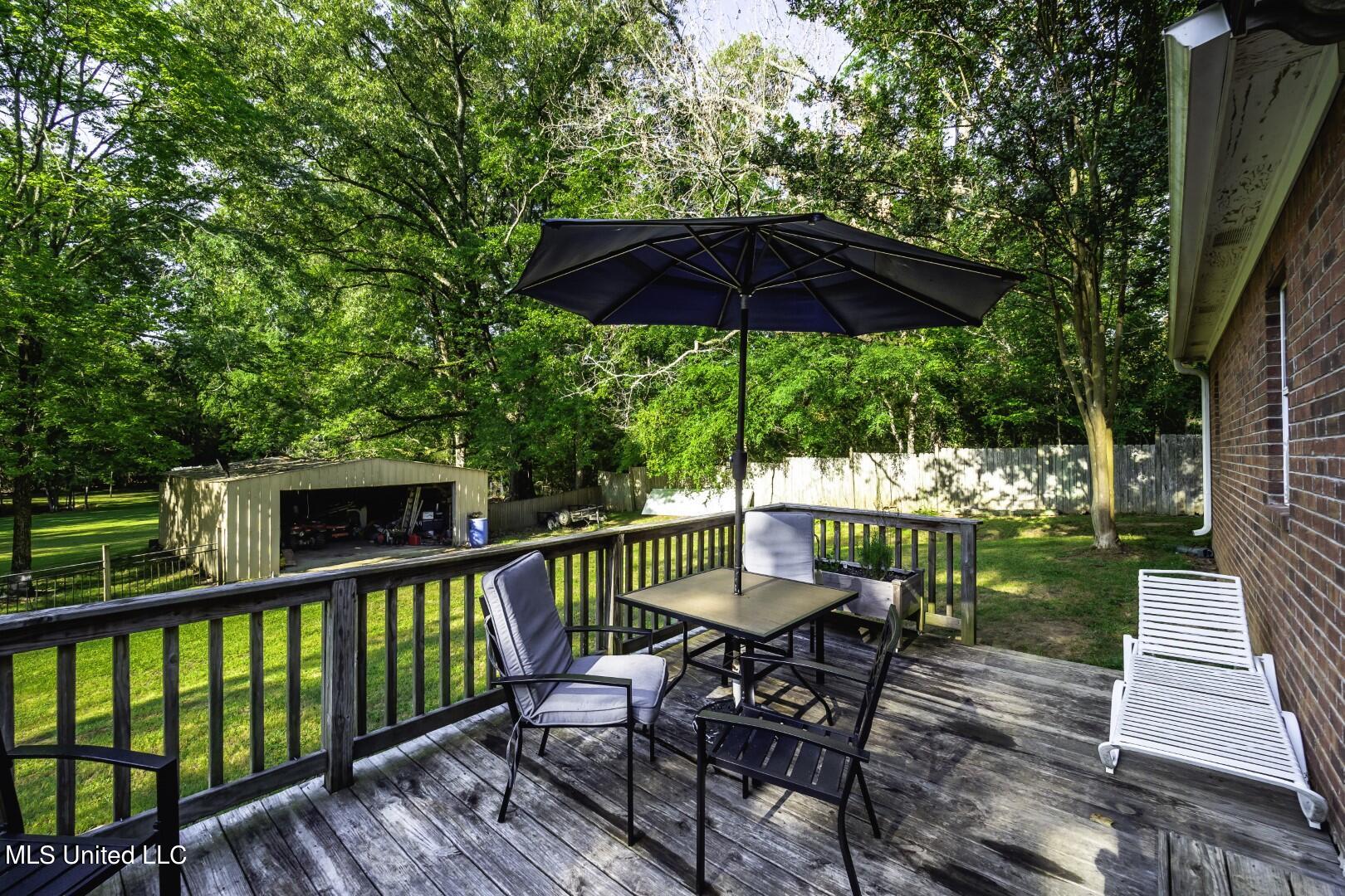 513 McCluer Road Jackson, MS 39212 - Photo 4 of 23 P5010002