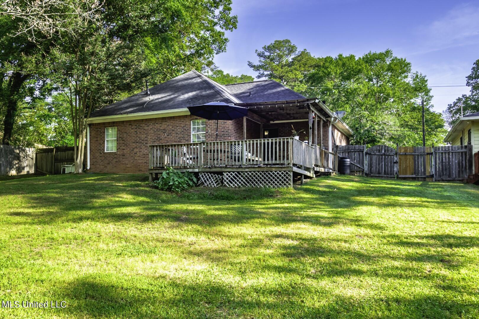 513 McCluer Road Jackson, MS 39212 - Photo 8 of 23 P5010006