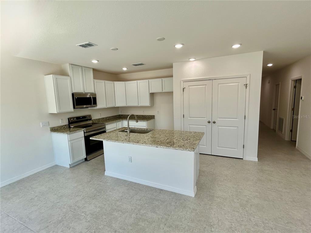 175 Fletcher Street Port Charlotte, FL 33954 - Photo 6 of 29