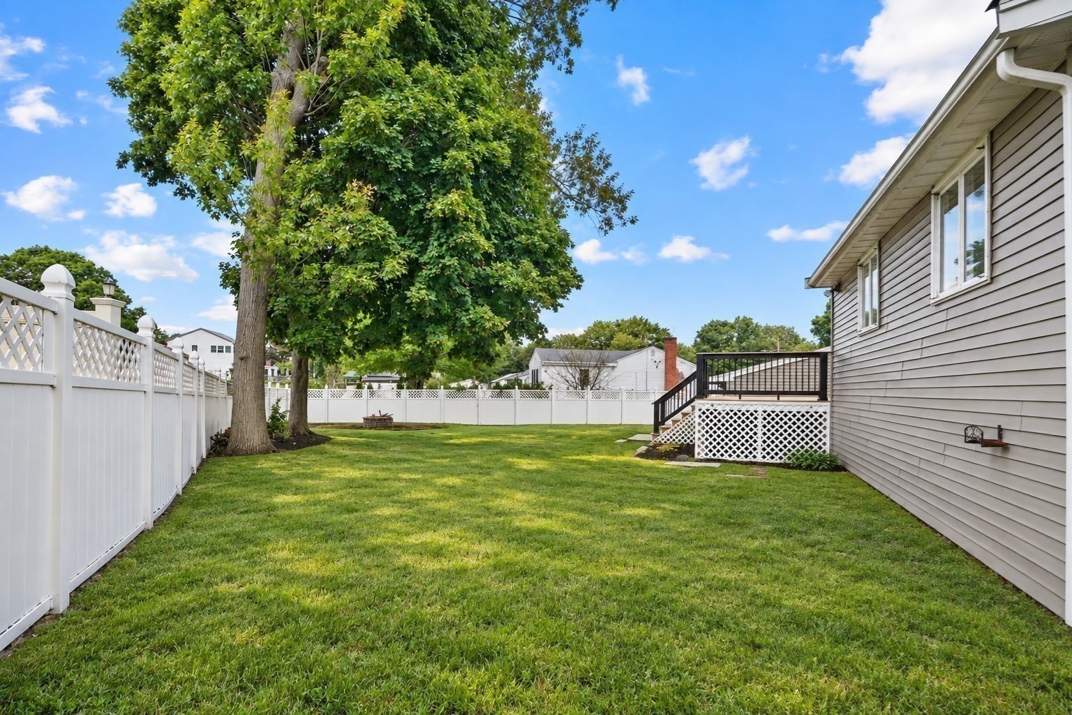 8 Niles Road Randolph, MA 02368 - Photo 17 of 21 Gallery Image 17