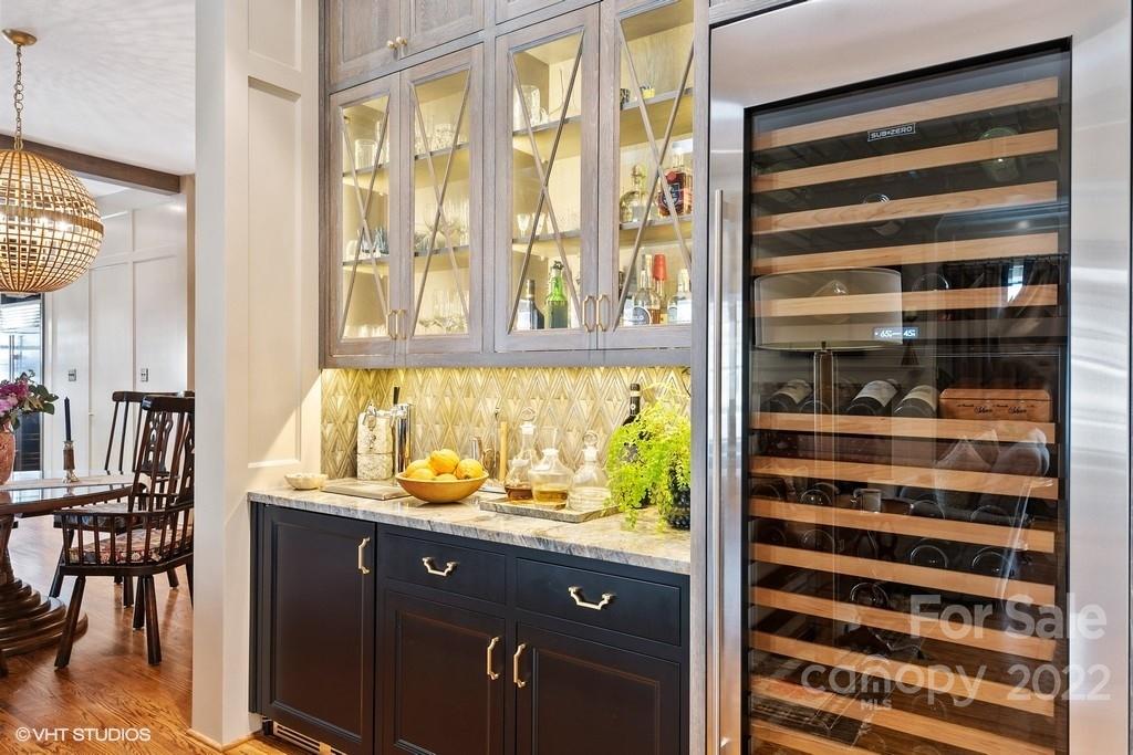 1036 Queens Road West Charlotte, NC 28207 - Photo 10 of 48 Gallery Image 10