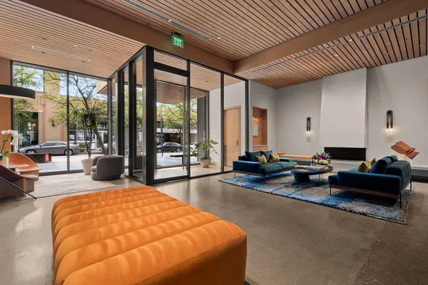 $3,500 | 2408 Victory Park Lane, Unit 1131, Dallas, TX 75219