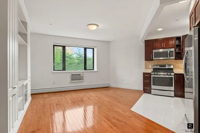 $695,000 | 456 West 167th Street, Unit 2A | Washington Heights