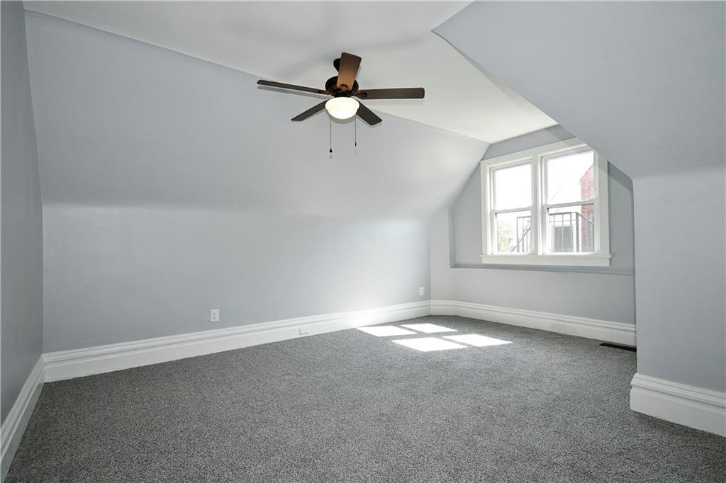 6029 Stanton Avenue Pittsburgh, PA 15206 - Photo 20 of 27 an empty room that has a window