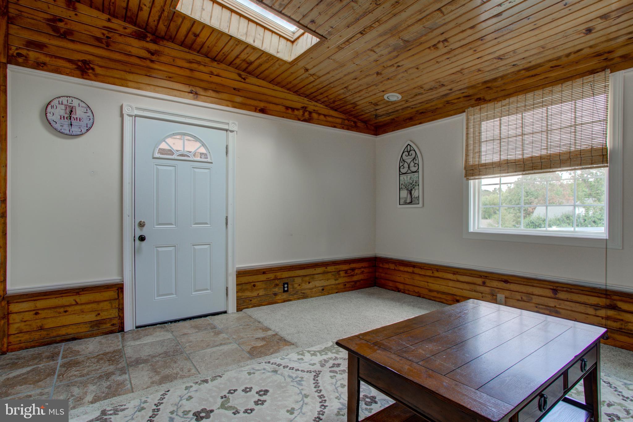 127 Browning Road Lancaster, PA 17602 - Photo 21 of 33 Lower level family.
