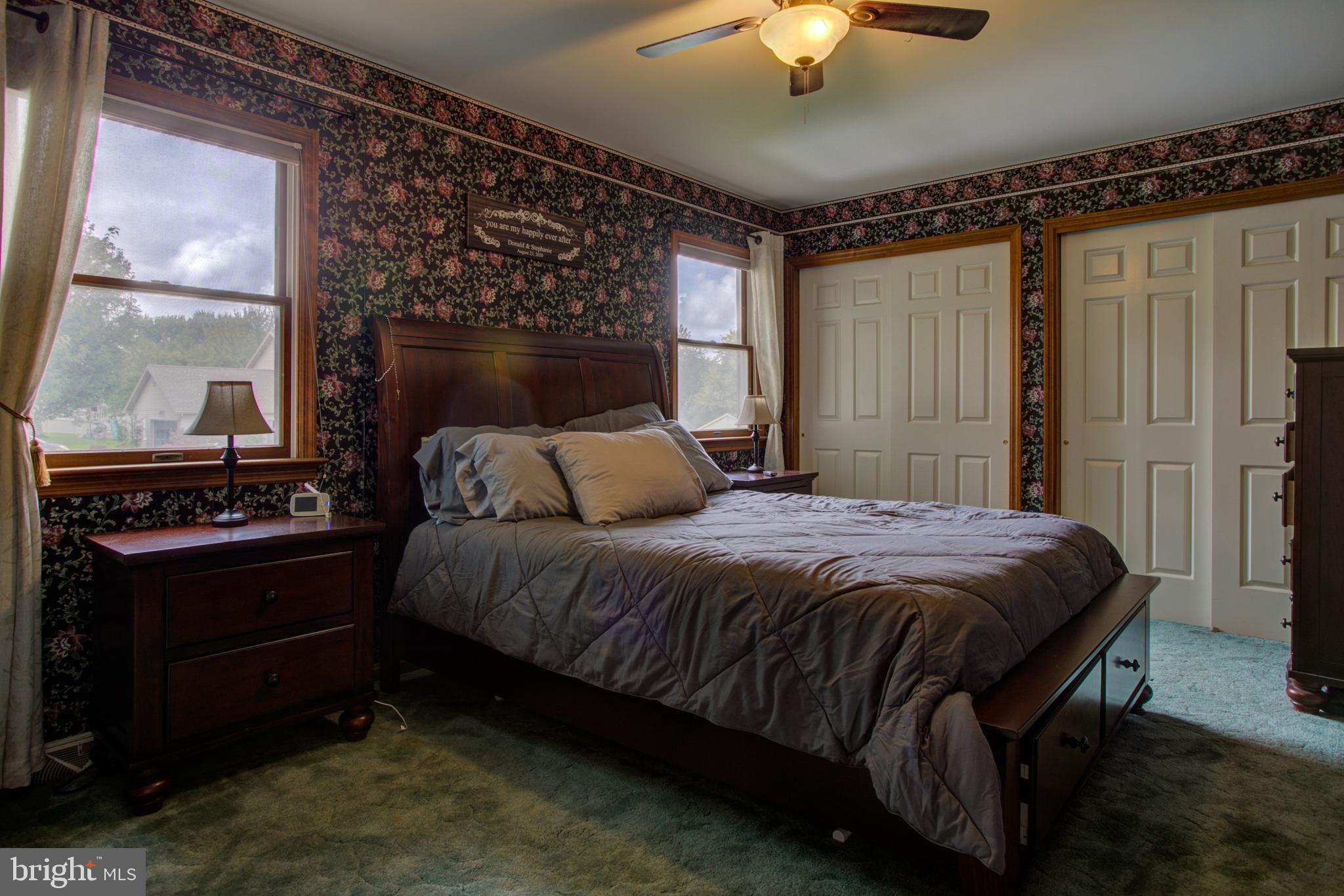 127 Browning Road Lancaster, PA 17602 - Photo 10 of 33 Very large primary bedroom with 2 closets.