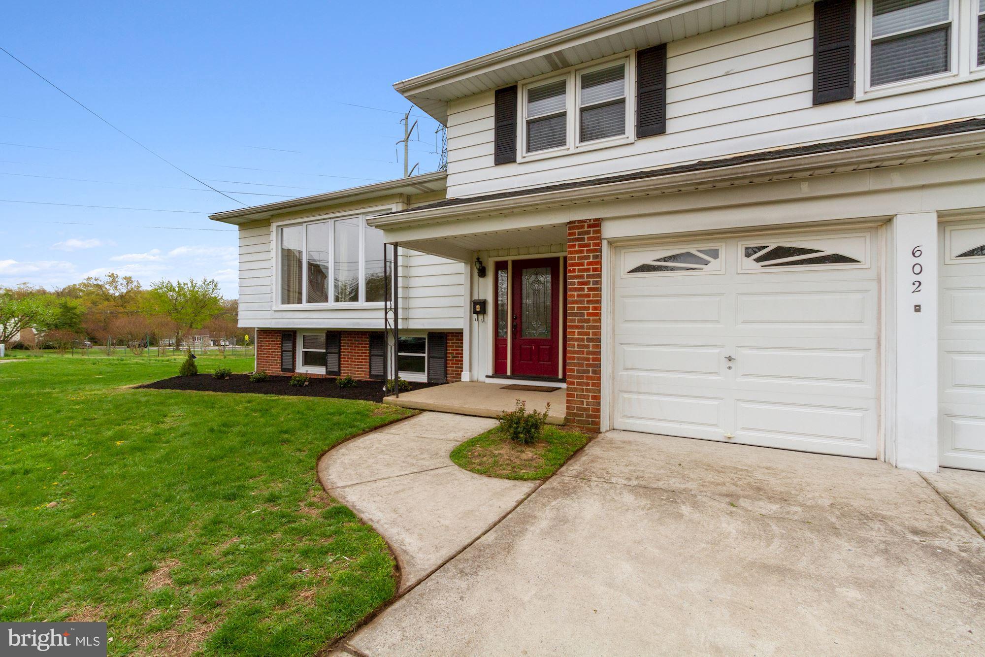 602 Hilltop Road Cinnaminson, NJ 08077 - Photo 3 of 34 Exterior Front