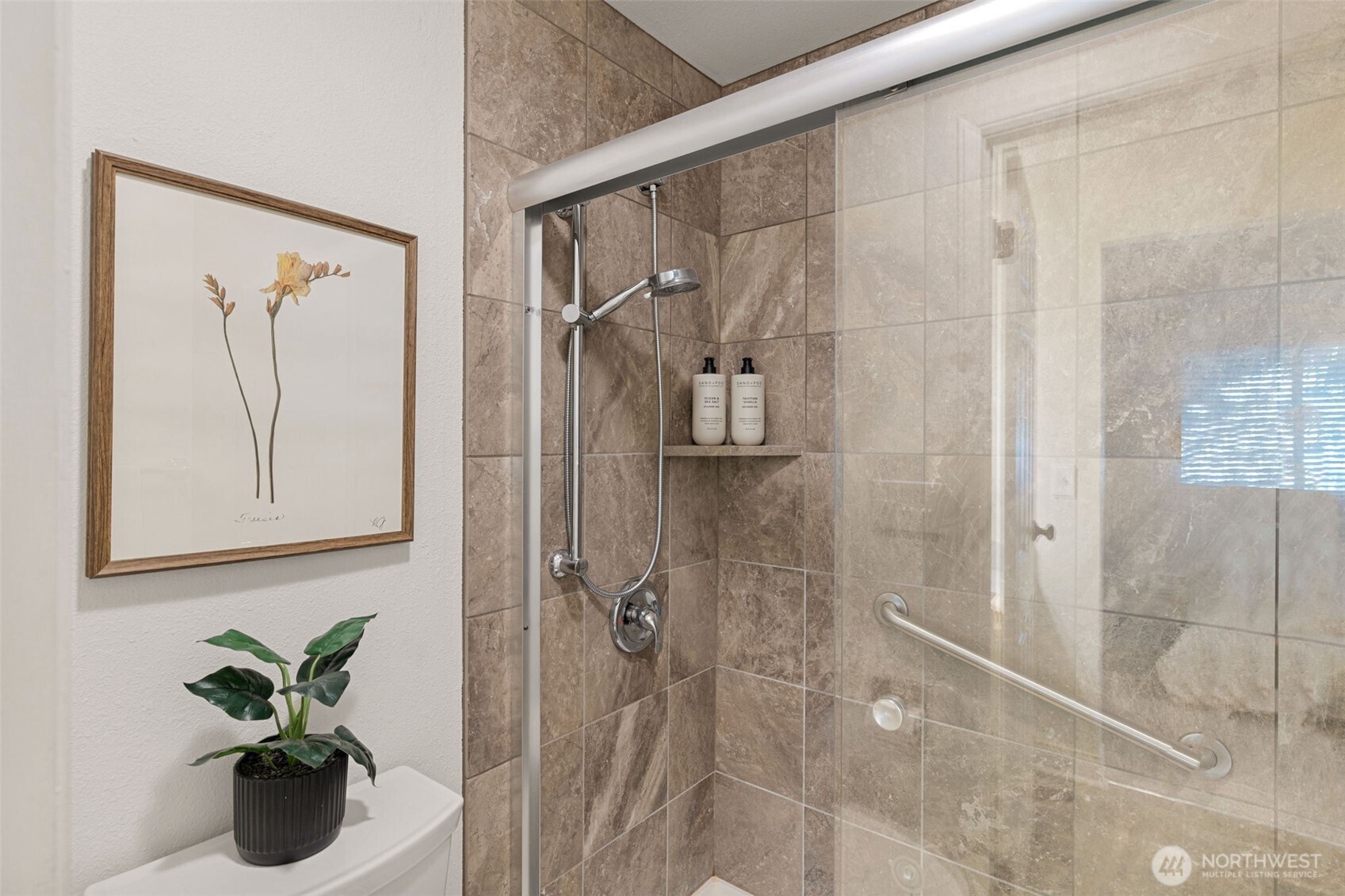 820 Cady Road, Unit J206 Everett, WA 98203 - Photo 18 of 30 Gallery Image 18