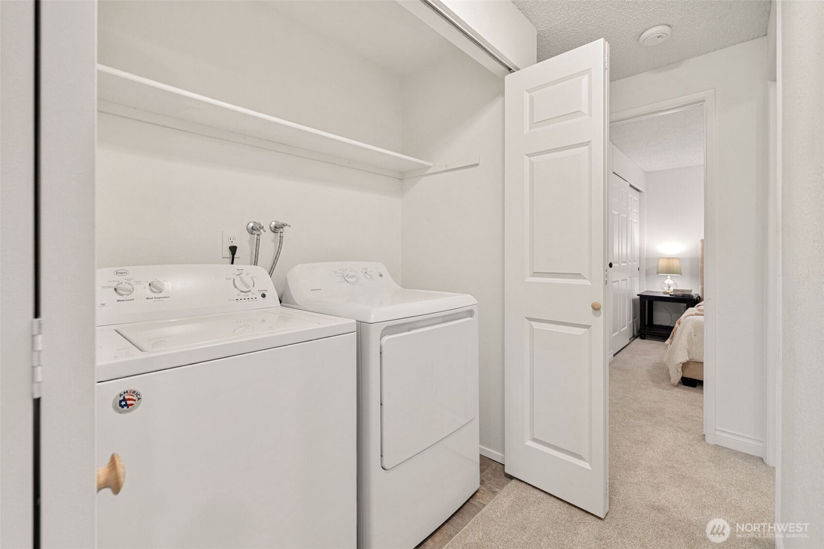 820 Cady Road, Unit J206 Everett, WA 98203 - Photo 20 of 30 Gallery Image 20