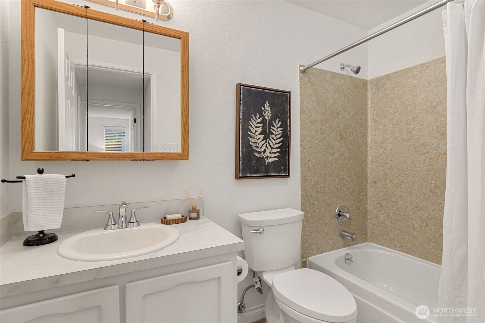 820 Cady Road, Unit J206 Everett, WA 98203 - Photo 22 of 30 Gallery Image 22