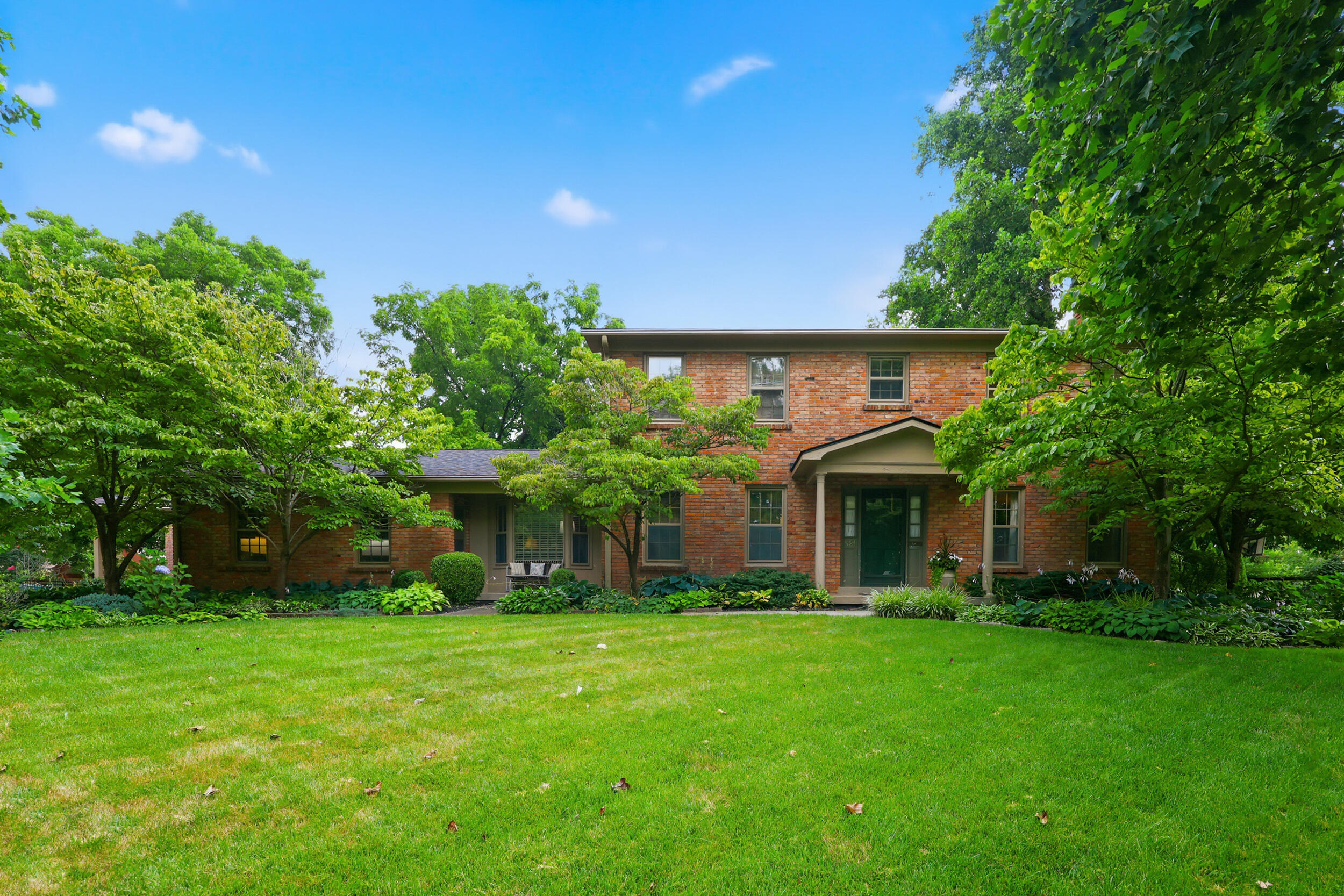 821 Cahaba Road Lexington, KY 40502 - Photo 1 of 49 img_3402
