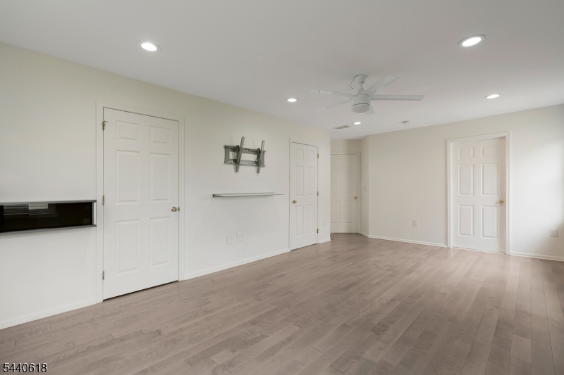 450 Vanderveer Road Bridgewater, NJ 08807 - Photo 22 of 46