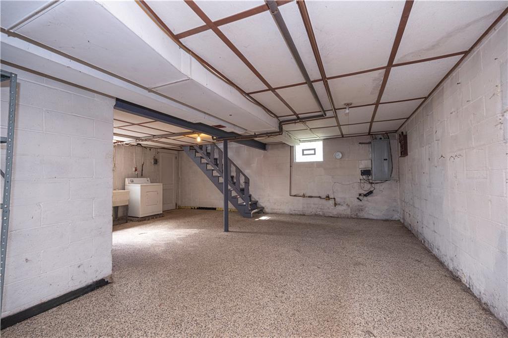 333 Rolshouse Road Pittsburgh, PA 15237 - Photo 16 of 25 Gallery Image 16
