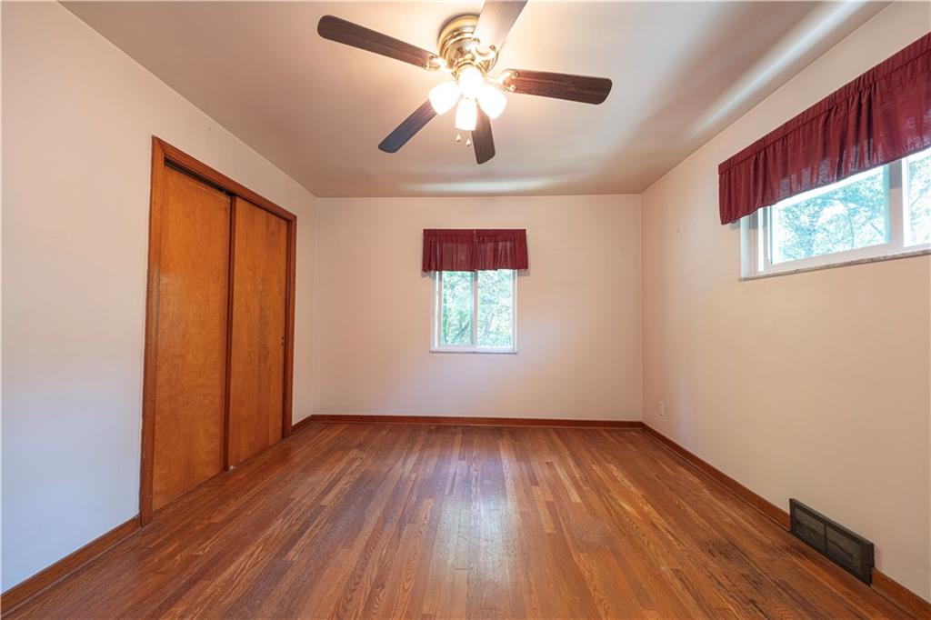 333 Rolshouse Road Pittsburgh, PA 15237 - Photo 9 of 25 Gallery Image 9