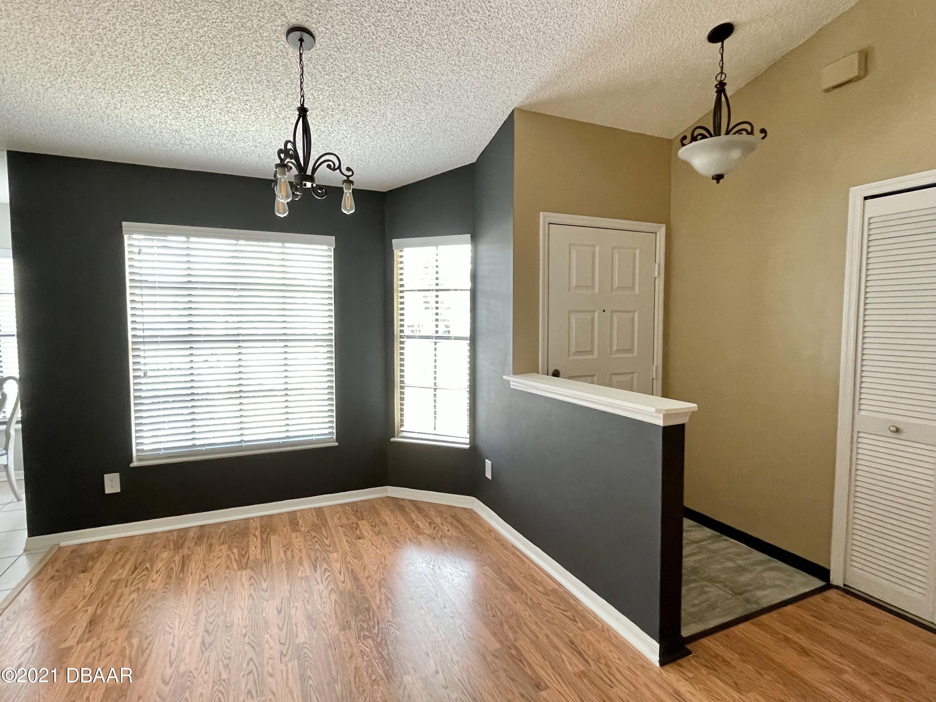 19 Surrey Road DeBary, FL 32713 - Photo 7 of 20 IMG_4710