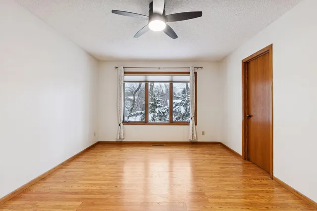 $369,000 | 491 Sterling Street South, Maplewood, MN 55119