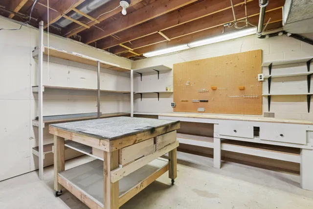 $369,000 | 491 Sterling Street South, Maplewood, MN 55119