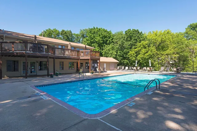 $369,000 | 491 Sterling Street South, Maplewood, MN 55119