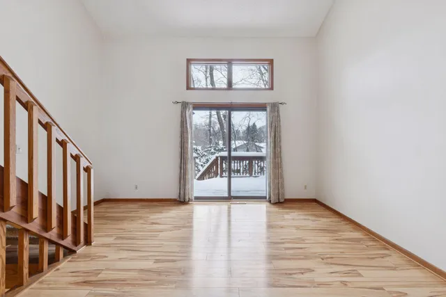 $369,000 | 491 Sterling Street South, Maplewood, MN 55119