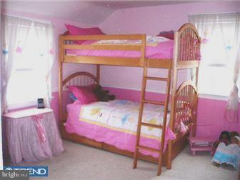 532 Holmes Road Morton, PA 19070 - Photo 11 of 12 Bedroom 3