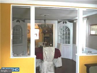 532 Holmes Road Morton, PA 19070 - Photo 4 of 12 Dining Room